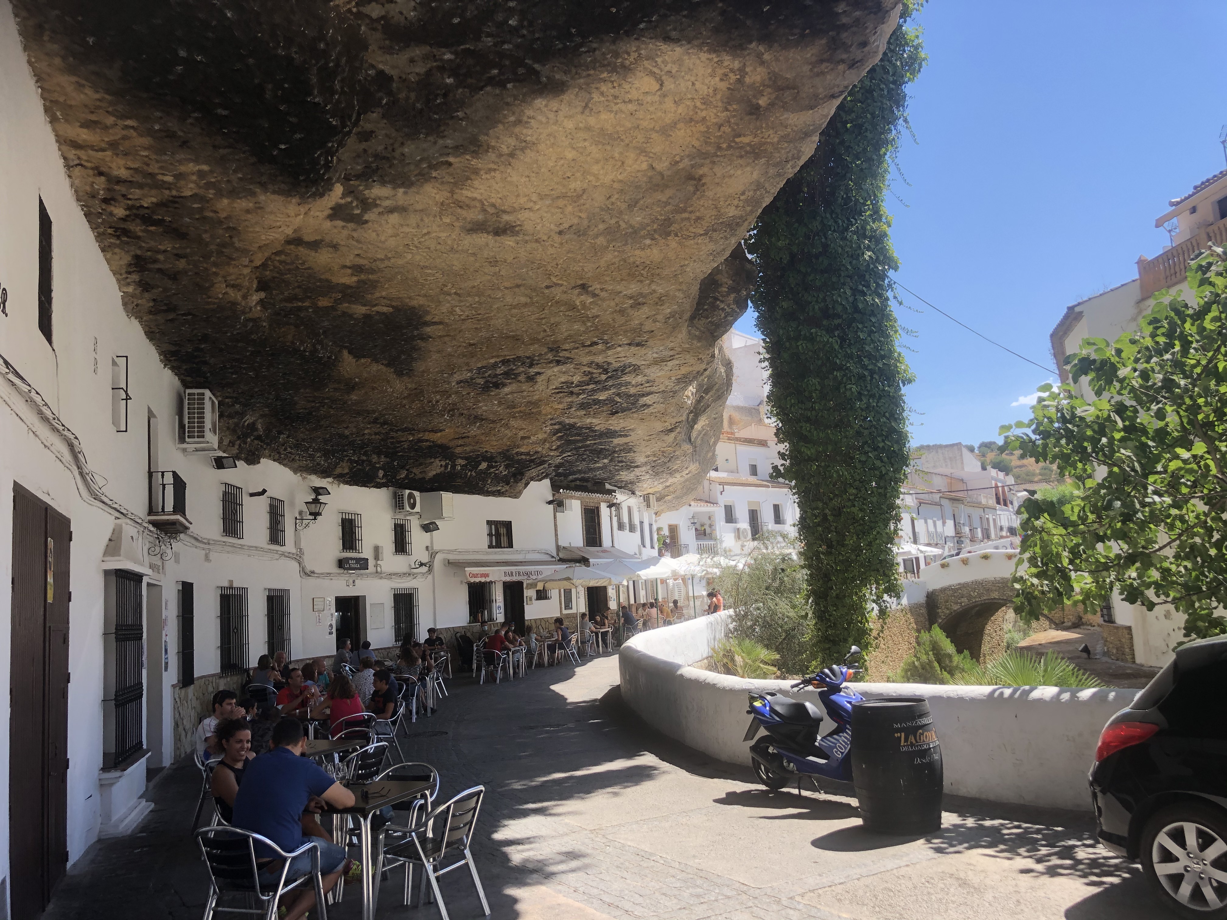 Setenil de las Bodegas